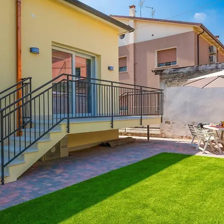 Villa Family House Bivio à Peschiera del Garda Extérieur photo